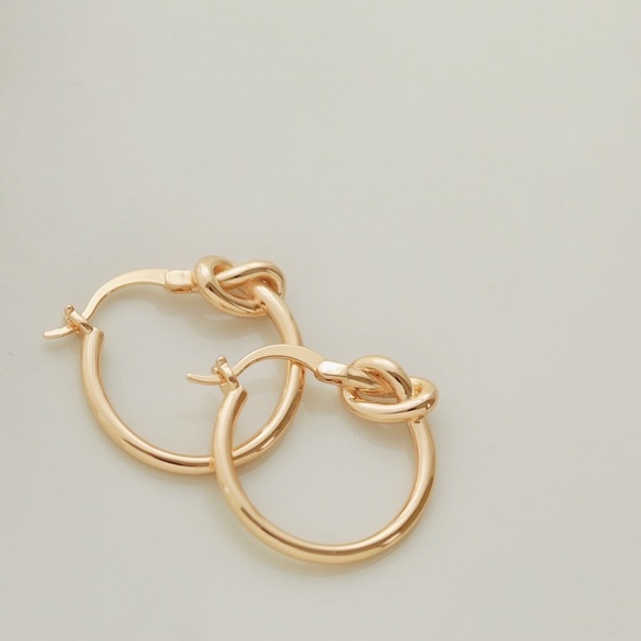 Love Knot Hoops | 18k Gold Filled - Picture 3 of 5